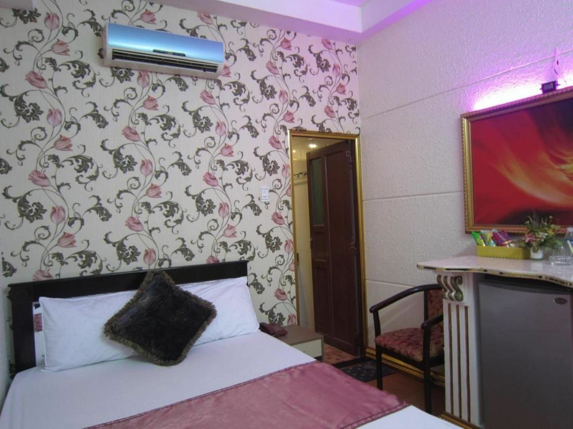 Tan Ha Hotel Ho Şi Min Exterior foto